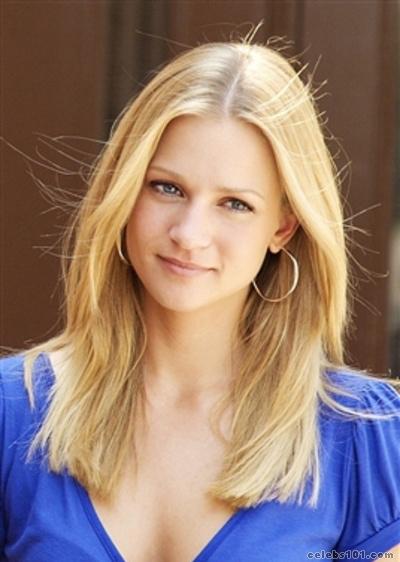 A.J. Cook Biography ~ Famous Biographies