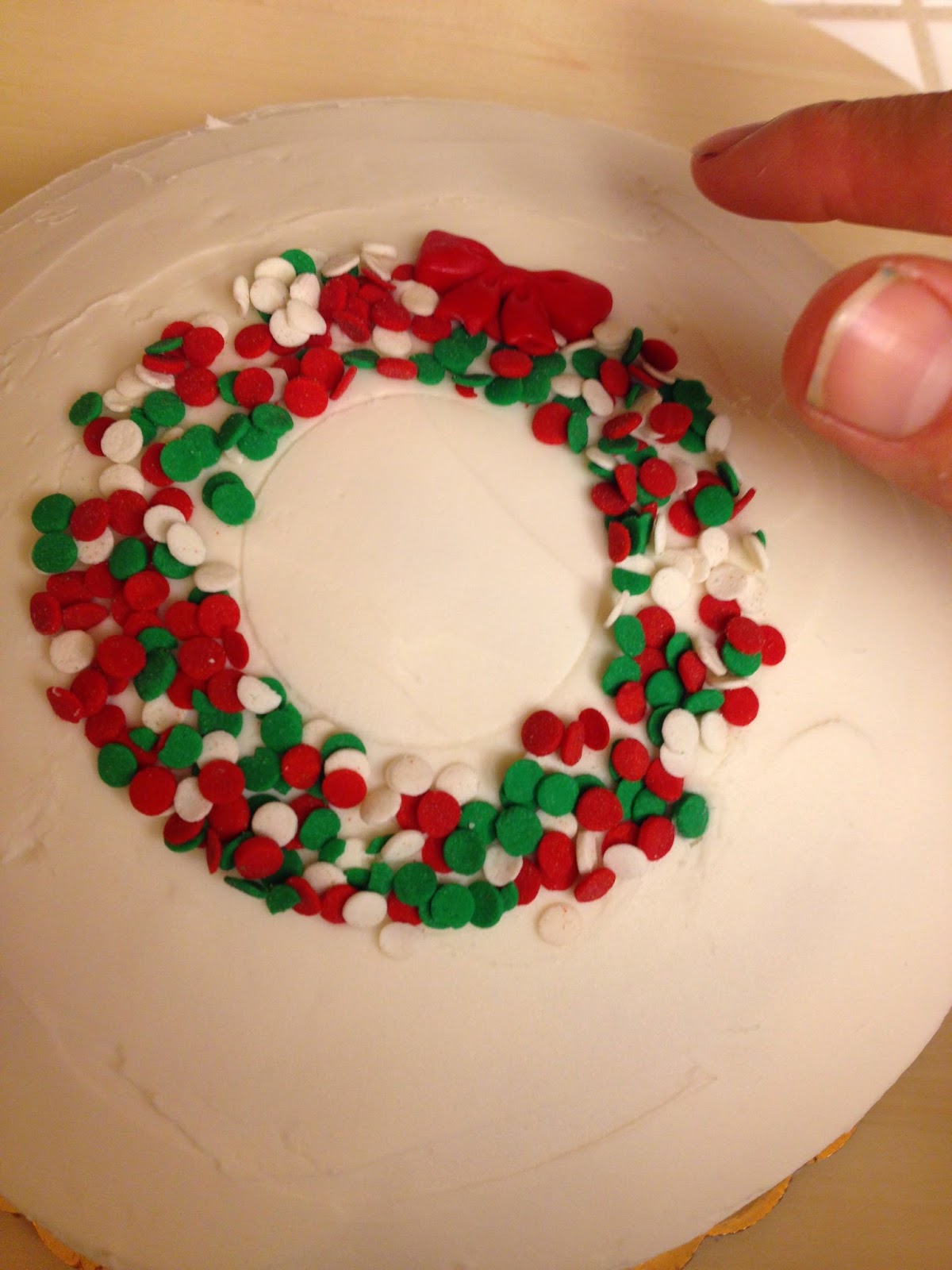 Cake Talk: Cute & EASY Christmas Cake!