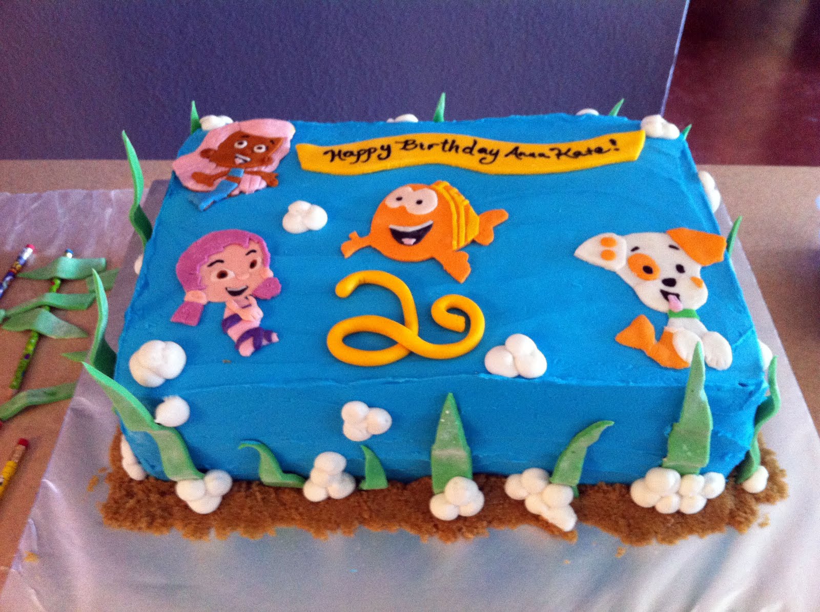 Bubble Guppies Cake