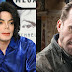 Emissora é criticada após escolher ator branco para representar Michael Jackson em filme