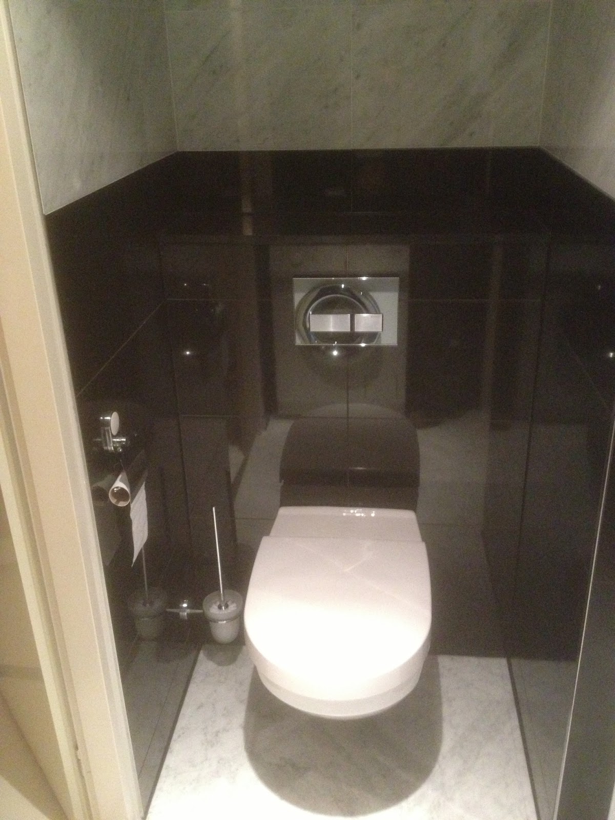 Keuken geen tegels: realisatie vloeren, badkamer en toilet ...