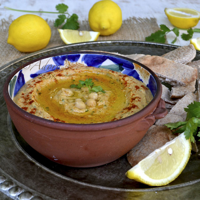Adora's Box LEMON AND CORIANDER HUMMUS