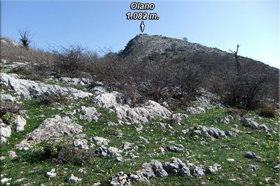 Aparece la cima de Olano