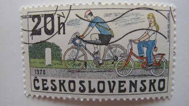 26 selos com temas de bicicletas