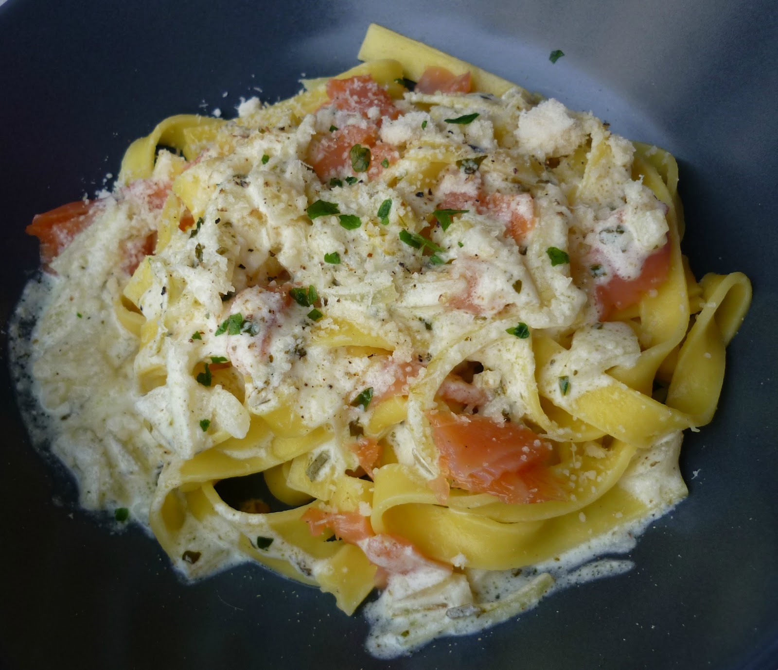 Oui j'en fais tout un plat Tagliatelles au saumon fumé sauce citron