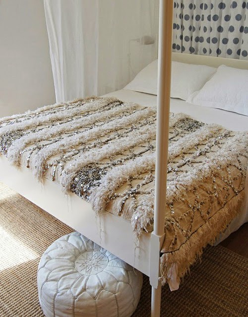 Moroccan-Wedding-Blanket-Handira-White-Neutral-Bedroom.jpg