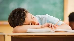 Chistes de profesores - Maestro se queda dormido. Chiste de profesores, maestro, literatura, dormido, alumnos.