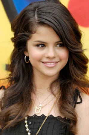 Selena Gomez Dress Up Games. Games Selena Dress Up. 1