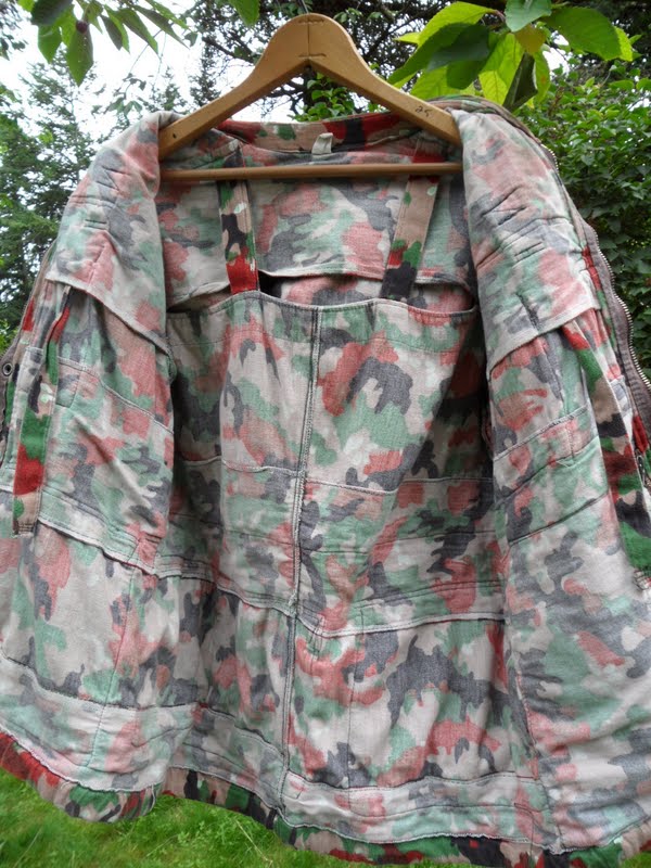 alpenflage leibermuster swiss inside m70 straps bees four strap down