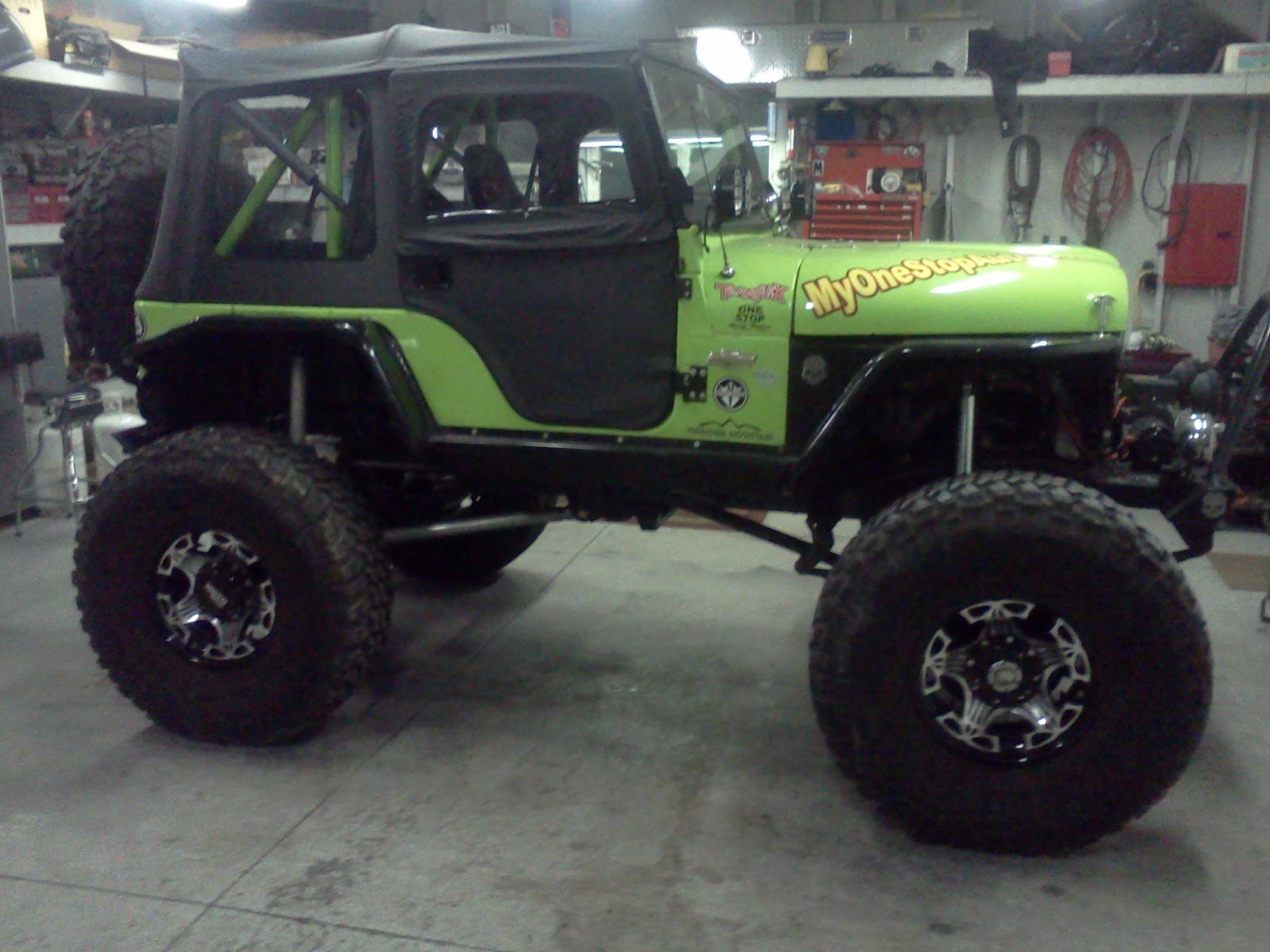 CacheCrawlers CJ5 and CJ7 New Bestop Soft Tops from Thunder Mountain