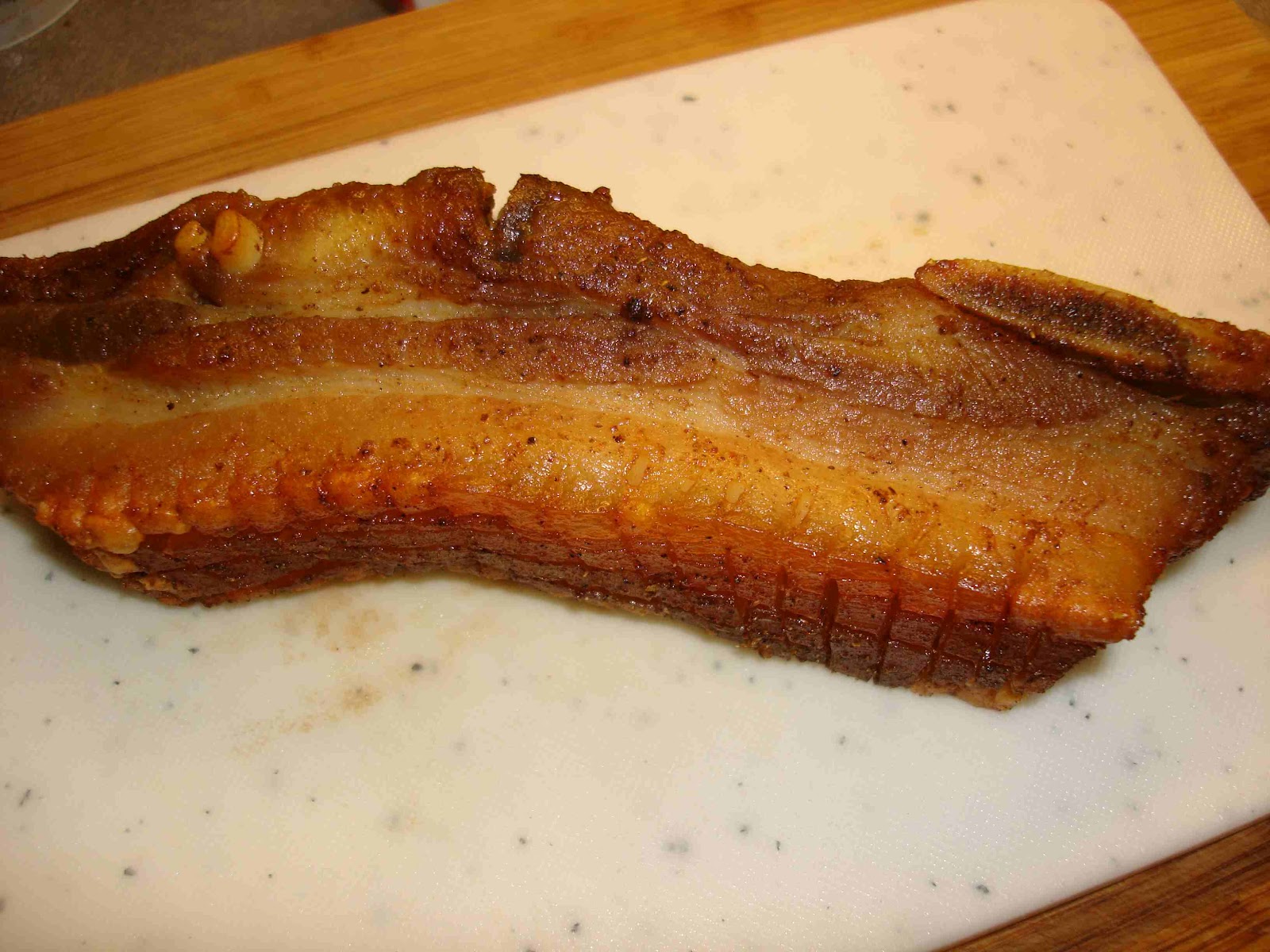 bushcooks kitchen Dreistufiger Schweinebauch heiß geräuchert