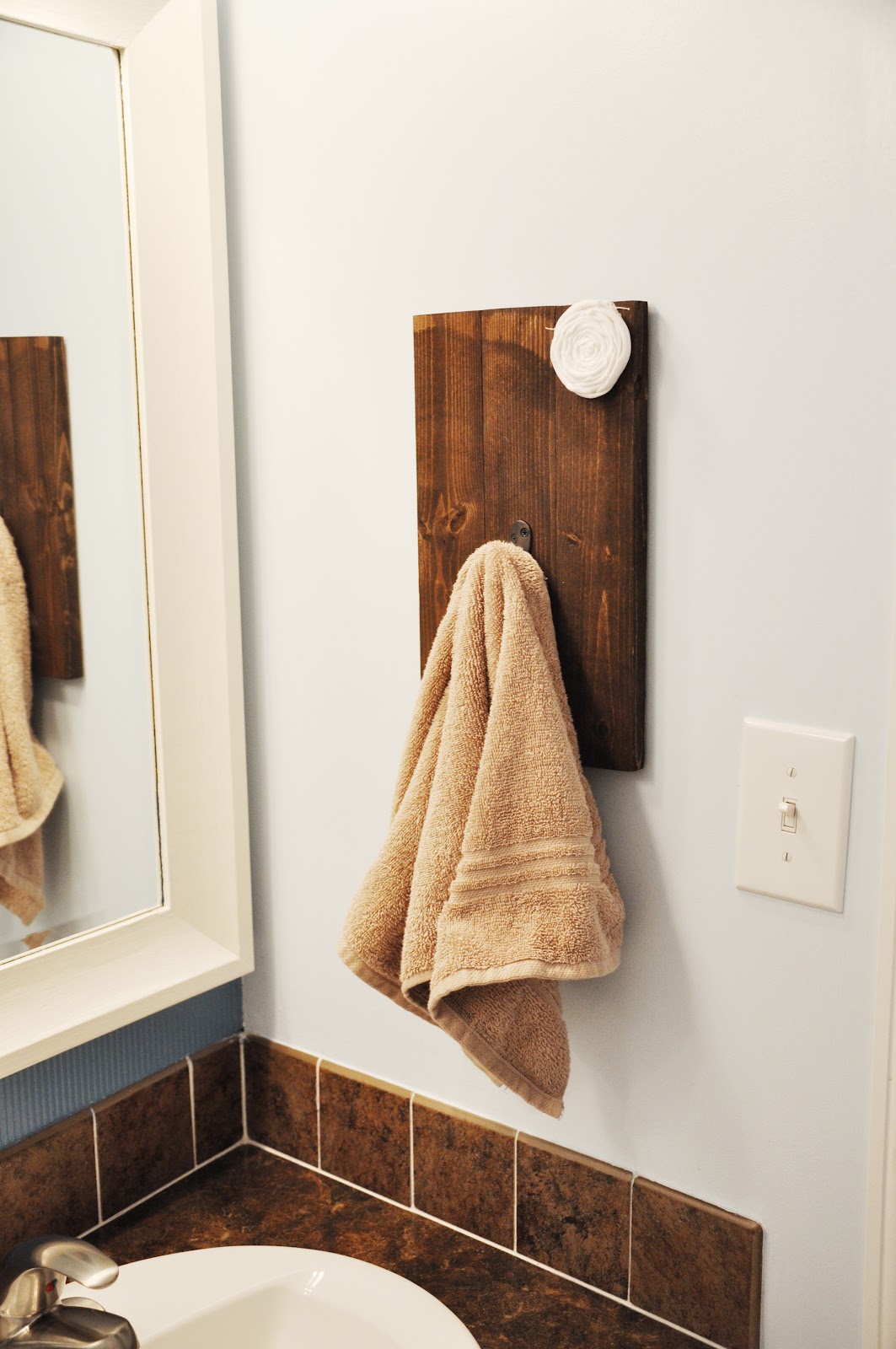 me & j... the everday New Hand Towel Holders