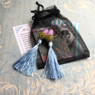 https://www.etsy.com/uk/listing/176814760/tassel-earplugs-detachable-breakfast-at?ref=listing-shop-header-1