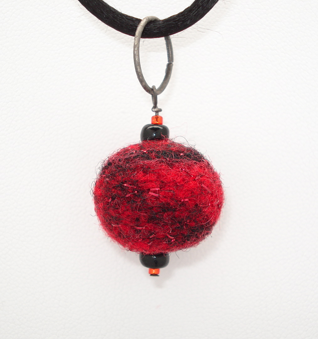 Kia Dallons Studio Tutorial Needle Felted Bead with Craft Felt