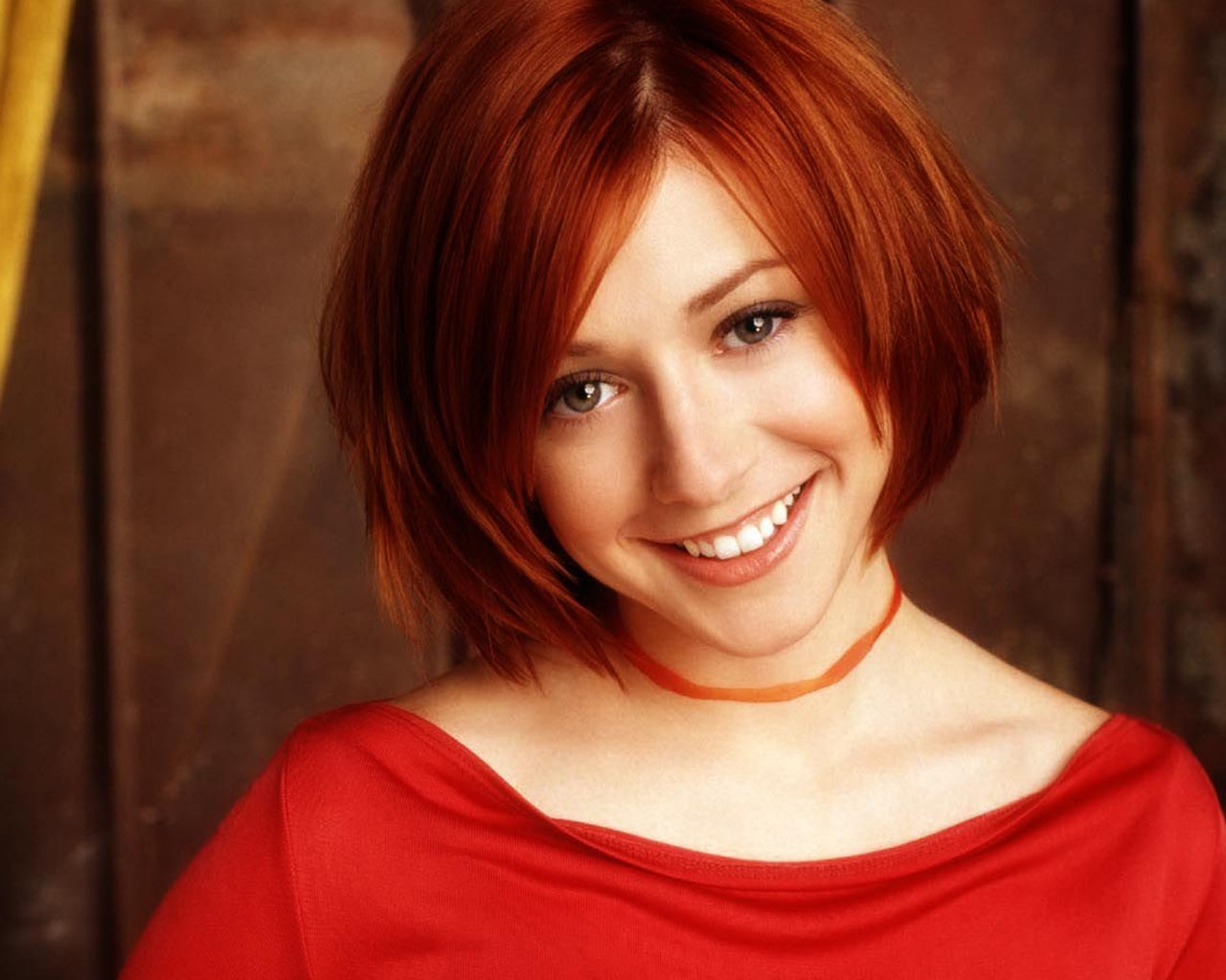 http://4.bp.blogspot.com/-Ut0_tjxbAEc/TXm_naS3z8I/AAAAAAAAKGI/MF2VUE-NX8Y/s1600/alyson-hannigan.jpg