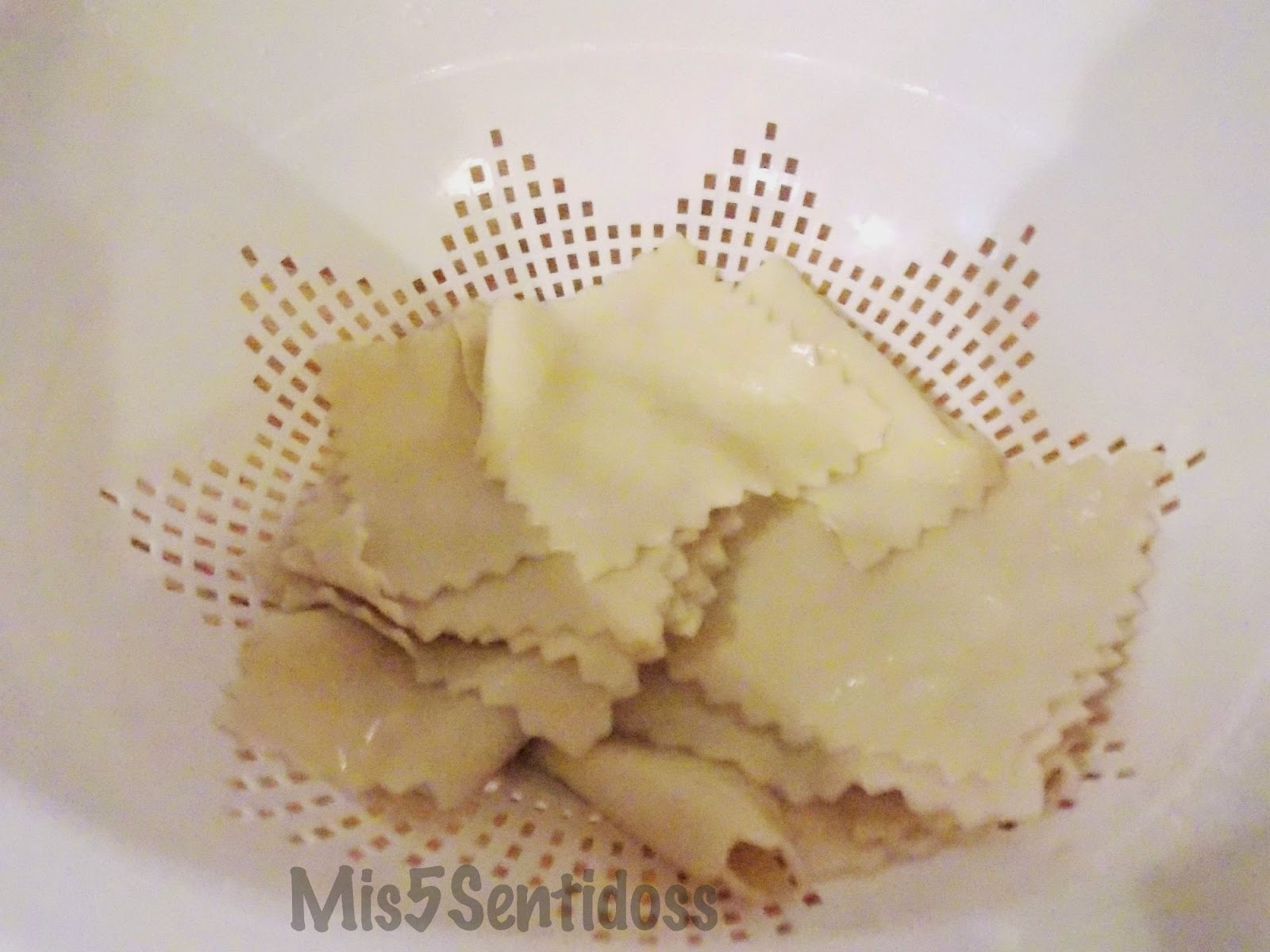 Canelones de paté y huevo Canelones de paté y huevo