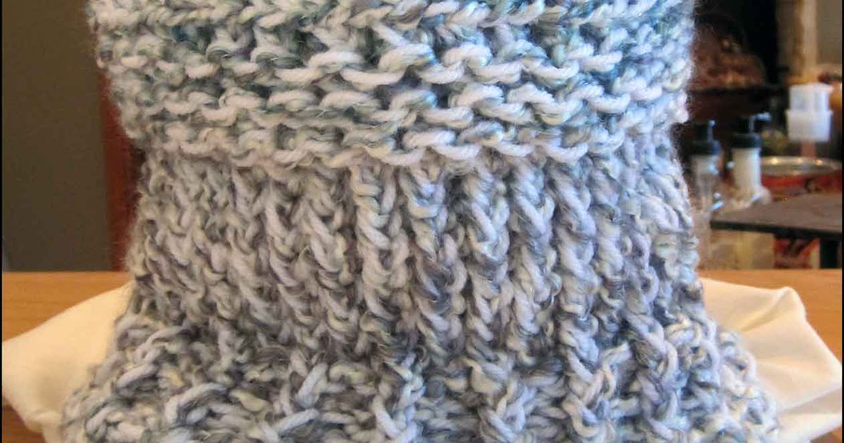 Knitting With Looms Open Back Neck Warmer