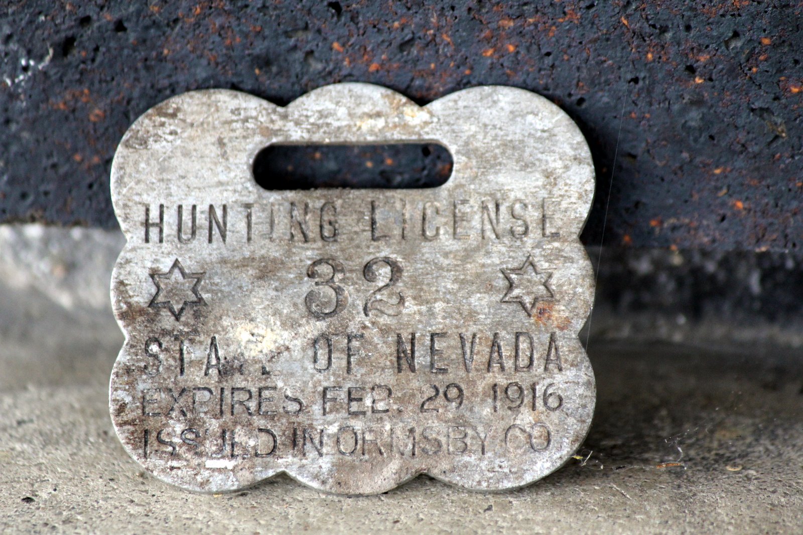 Utah Antique Bottle Cliche Nevada Hunting & Fishing License