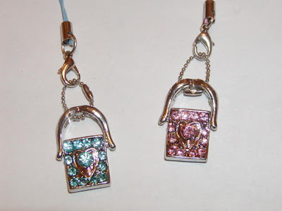 Fancy mobile purse pattern