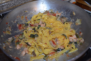 tagliatelle carciofi zucchine e salmone