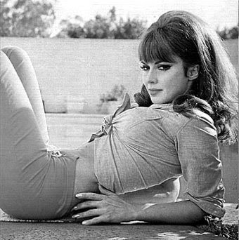 Hucu Hucu Wae: Jocelyn Lane