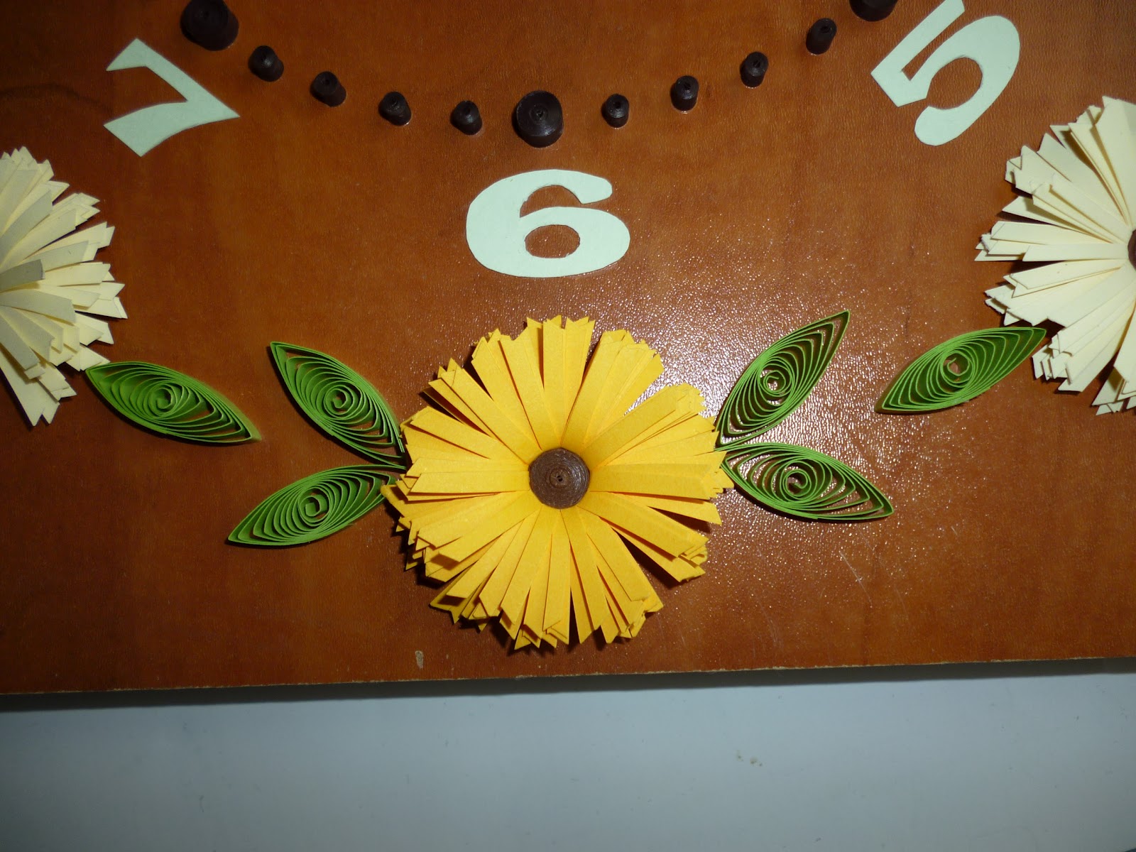 Papírvilág quilling falióra / quilled wall clock