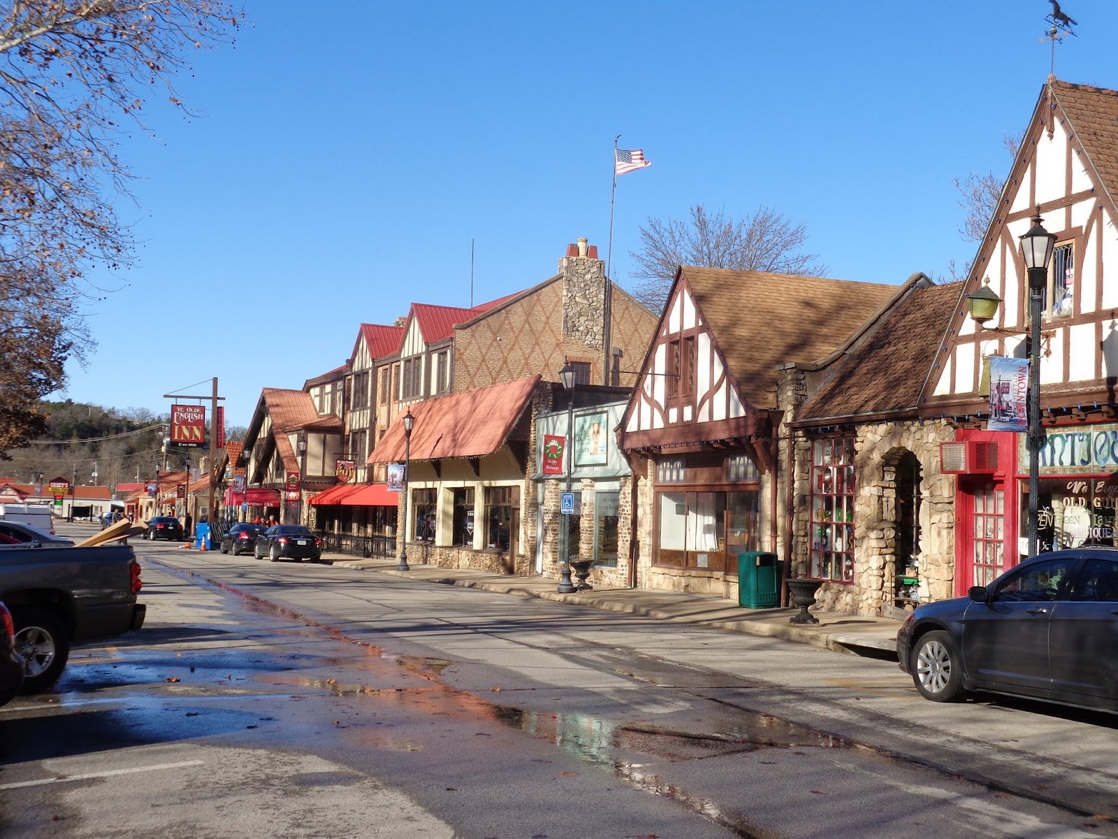 Expeditions by Tricia HOLLISTER EXPEDITION!