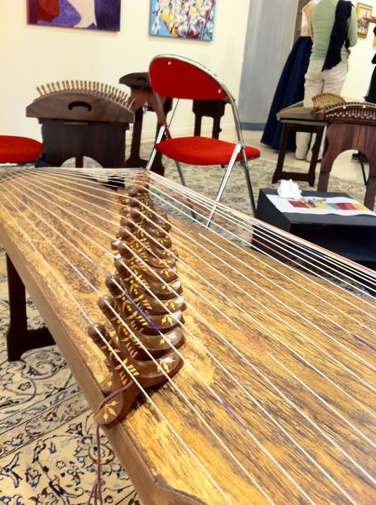 Daehanminguk la Corée du Sud comme si vous y étiez Gayageum (가야금)