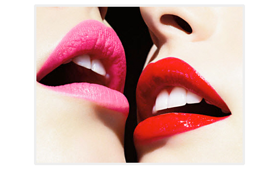kissing lips images