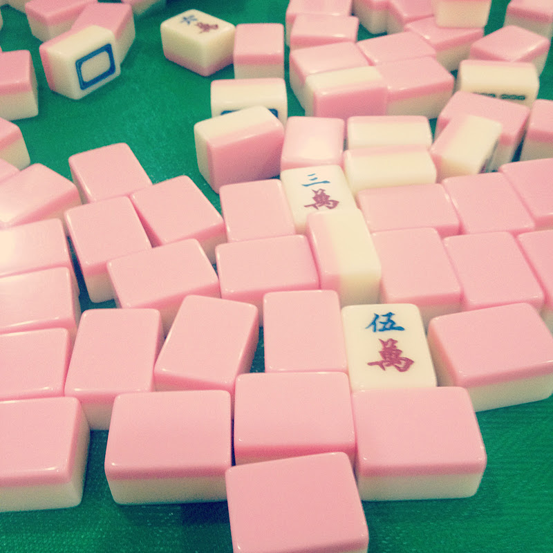 pink mahjong set