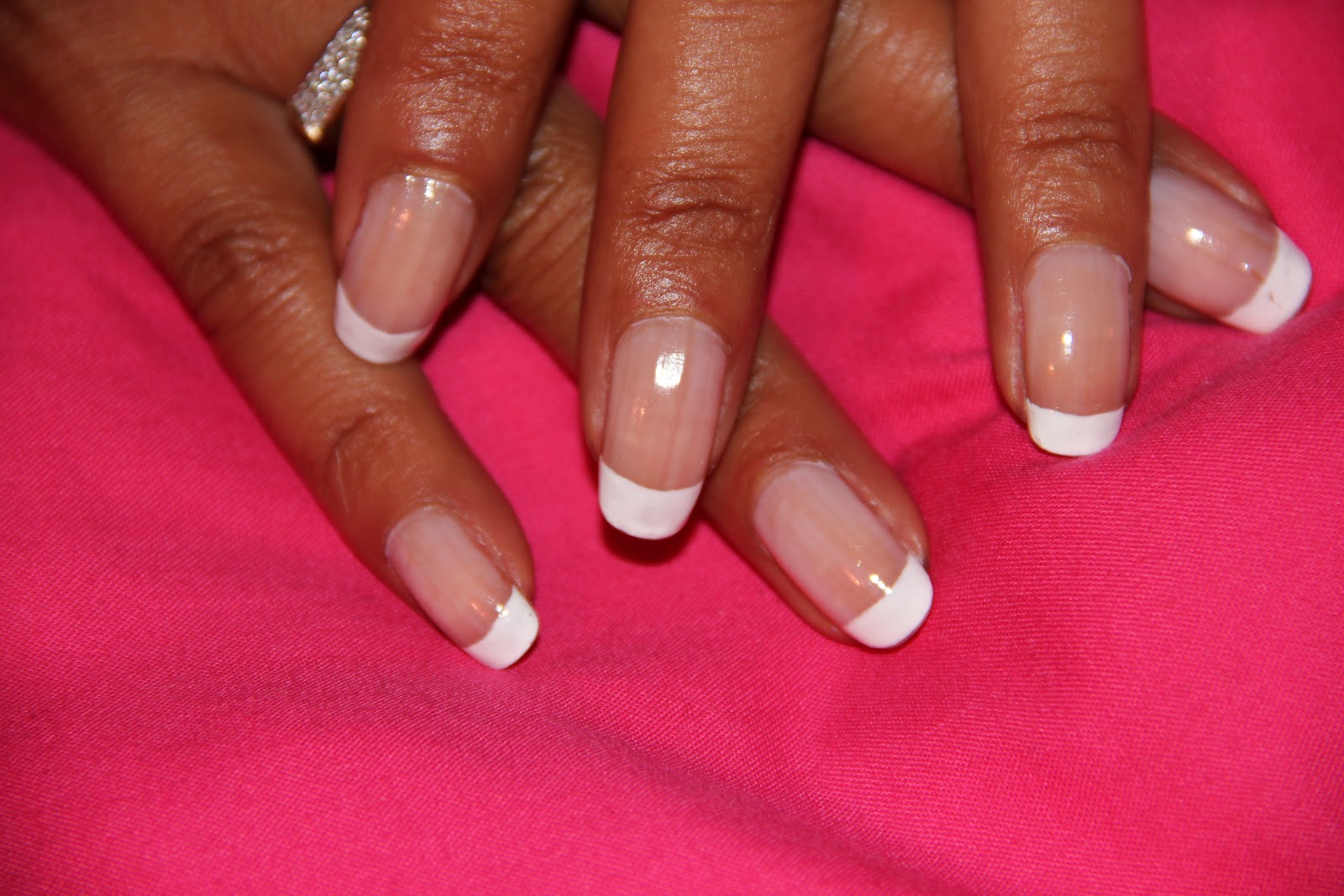 Une belle French manucure avec Kiko ! La revue Féminine