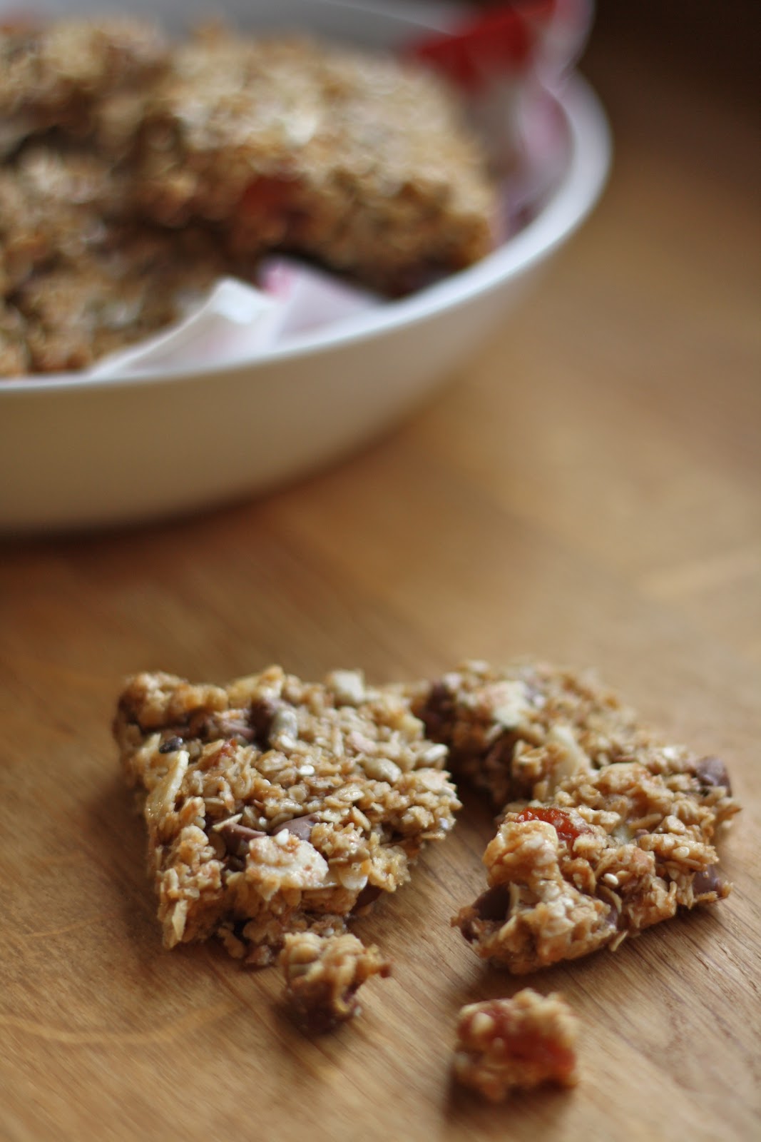 HALF A POT OF CREAM Chocolate Chip Muesli Bars