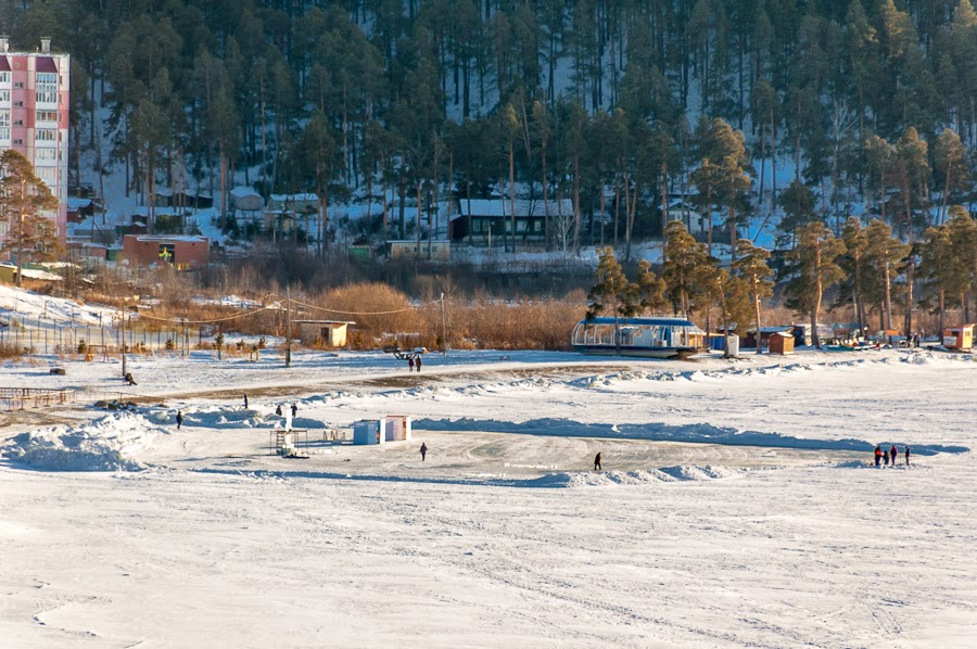 Прокатились.