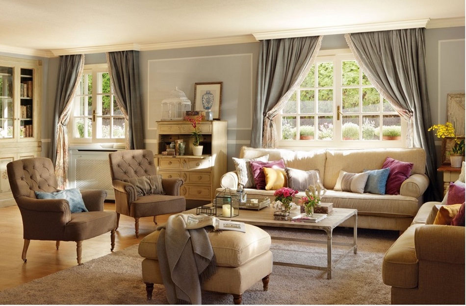 Pembe Yastık / Ev Dekorasyonu Blogu ve Dekorasyon Önerileri