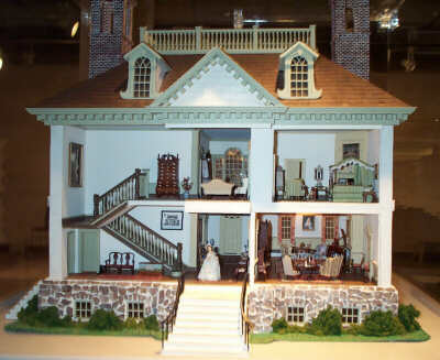 estate dollhouse miniatures