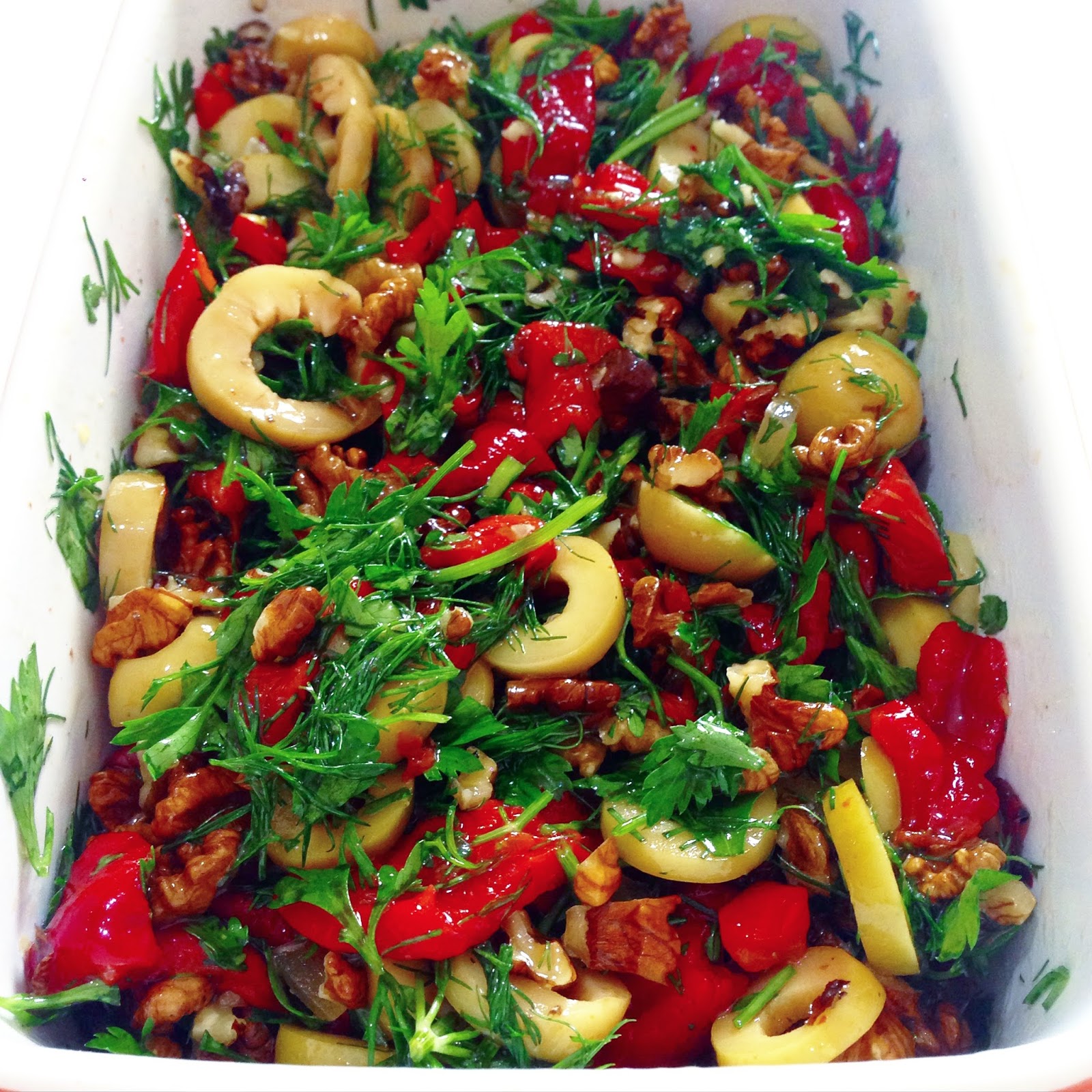 Mısırlı Tavuk Salatası Tarifi Mısırlı Tavuk Salatası Tarifi