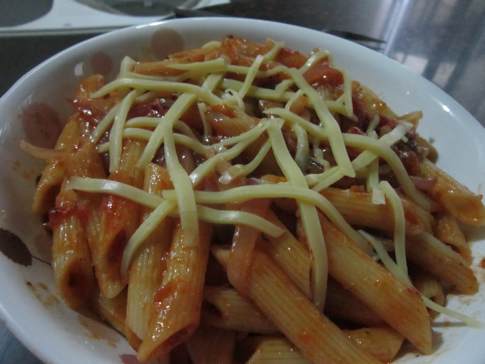 PENNE PASTA with SPANISH SARDINES & CHUNKY TOMATO SAUCE