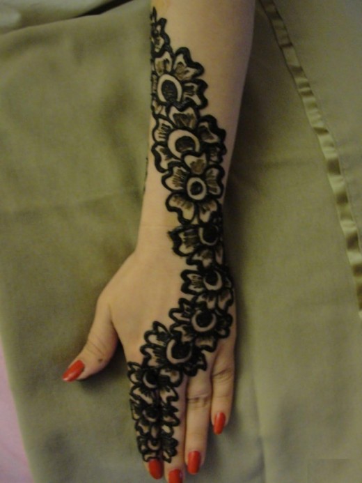 Indian Mehndi Designs for Arm Posted by ANNA LIZA at 1109 AM Indian Mehndi Designs for Arm Posted by ANNA LIZA at 1109 AM