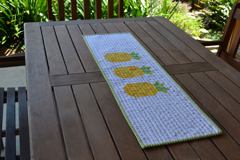 gemini stitches Pineapple runner