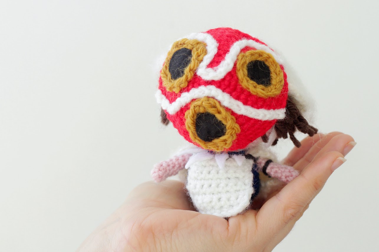 Amigurumi princess mononoke free pattern with mask on by The Sun and the Turtle