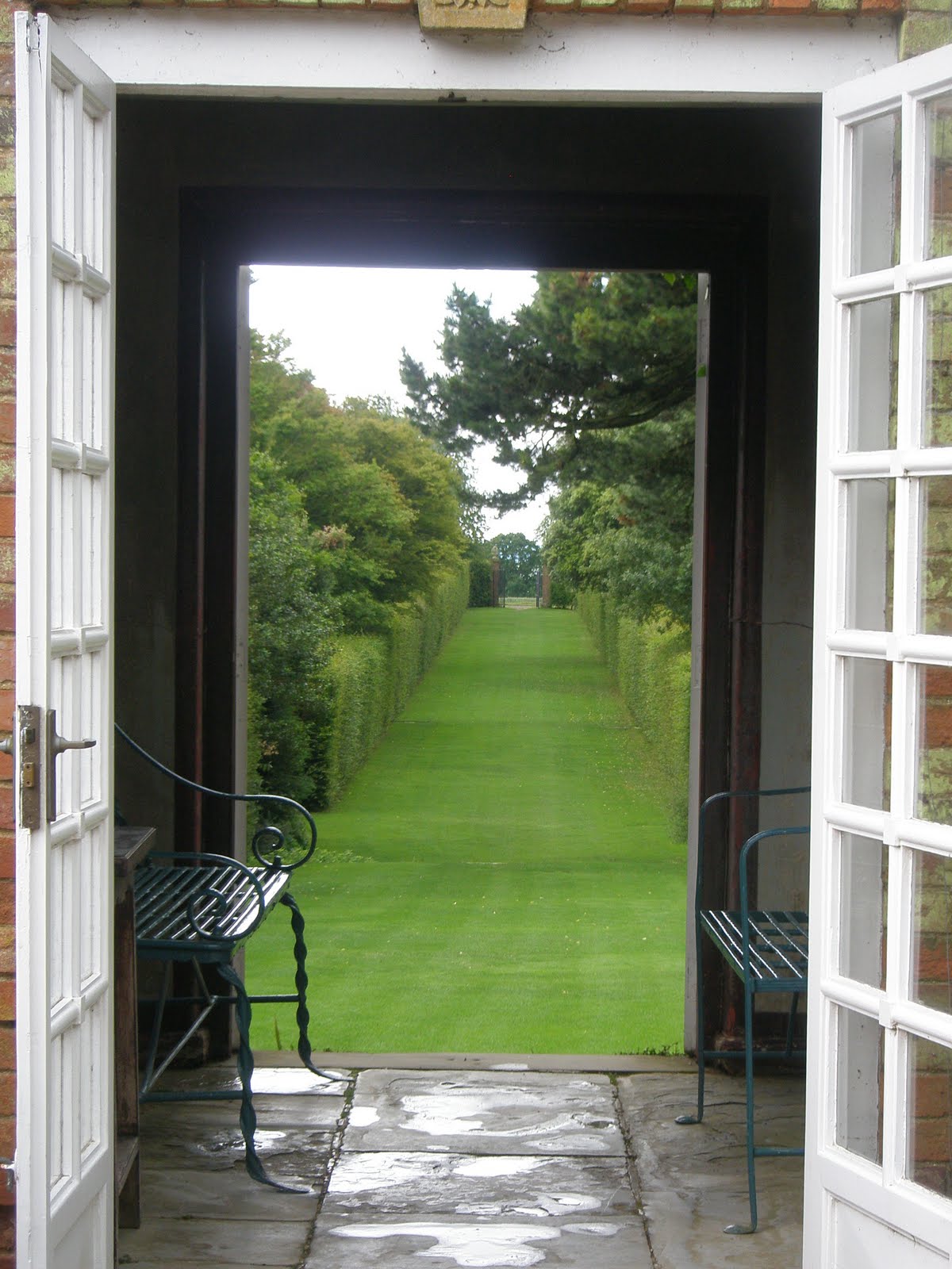 The Cook and The Gardener David Austin Roses Hidcote Manor Warwick