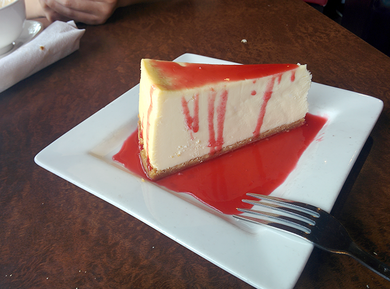 coffee culture - new york cheesecake with berry sauce