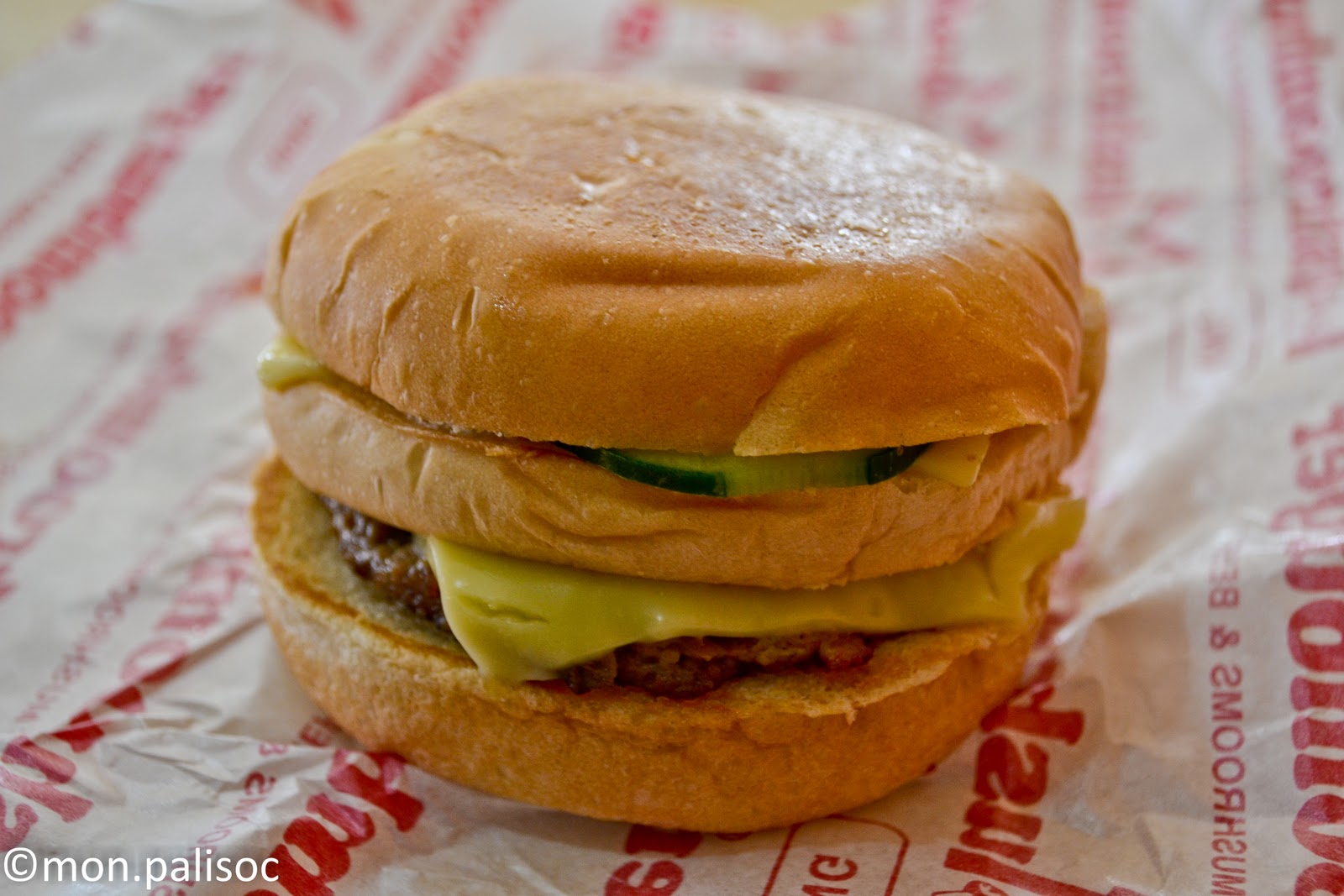 Pit Stop Tagaytay Mushroom Burger foodfanaticph by clapalisoc