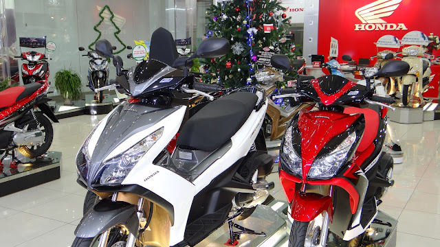Chuyên bán các loại xe máy HONDA-YAMAHA-SUZUKI mới 100% giá tốt nhất ! - 2