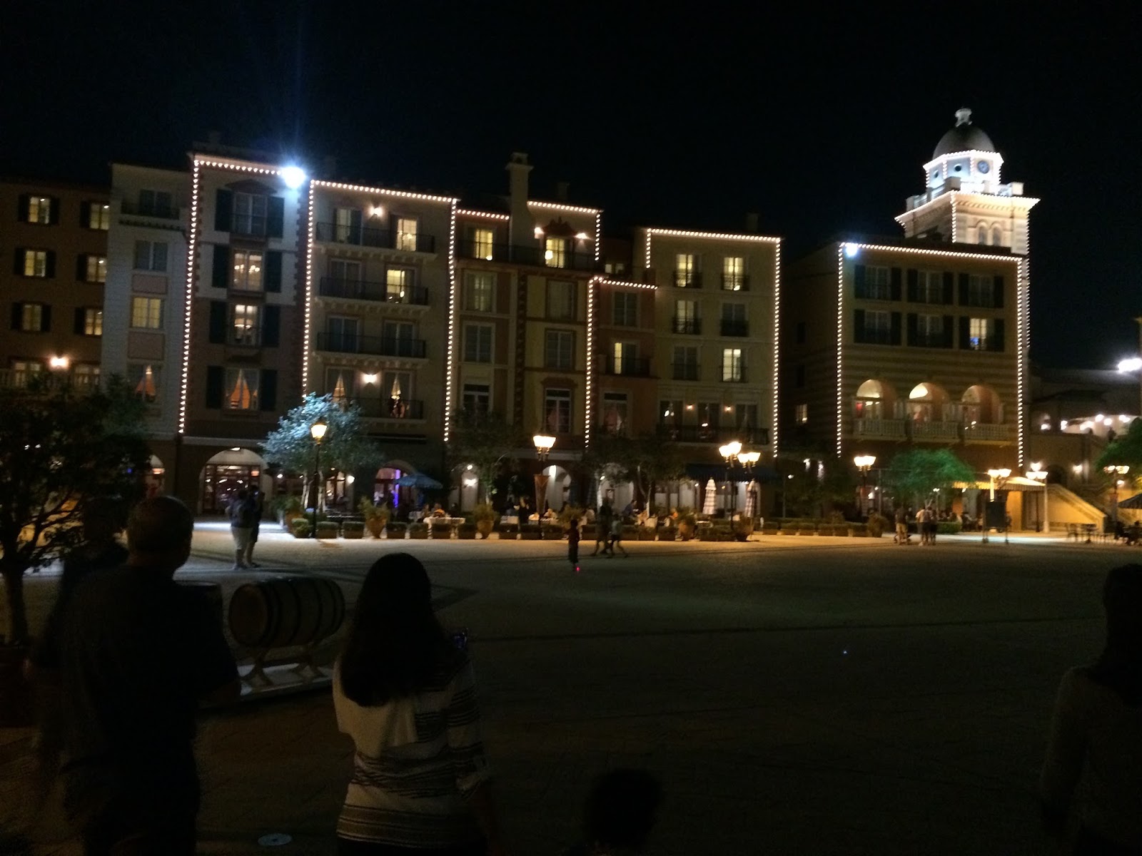 Orlando em Família SAL'S MARKET DELI A PIZZARIA DO PORTOFINO HOTEL