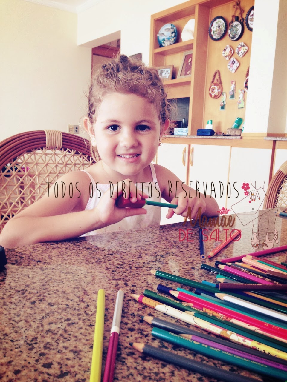 Sophia desenhando blog Mamãe de Salto => todos os direitos reservados