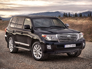 best-7-seater-suv-Toyota-Land_Cruise best-7-seater-suv-Toyota-Land_Cruise