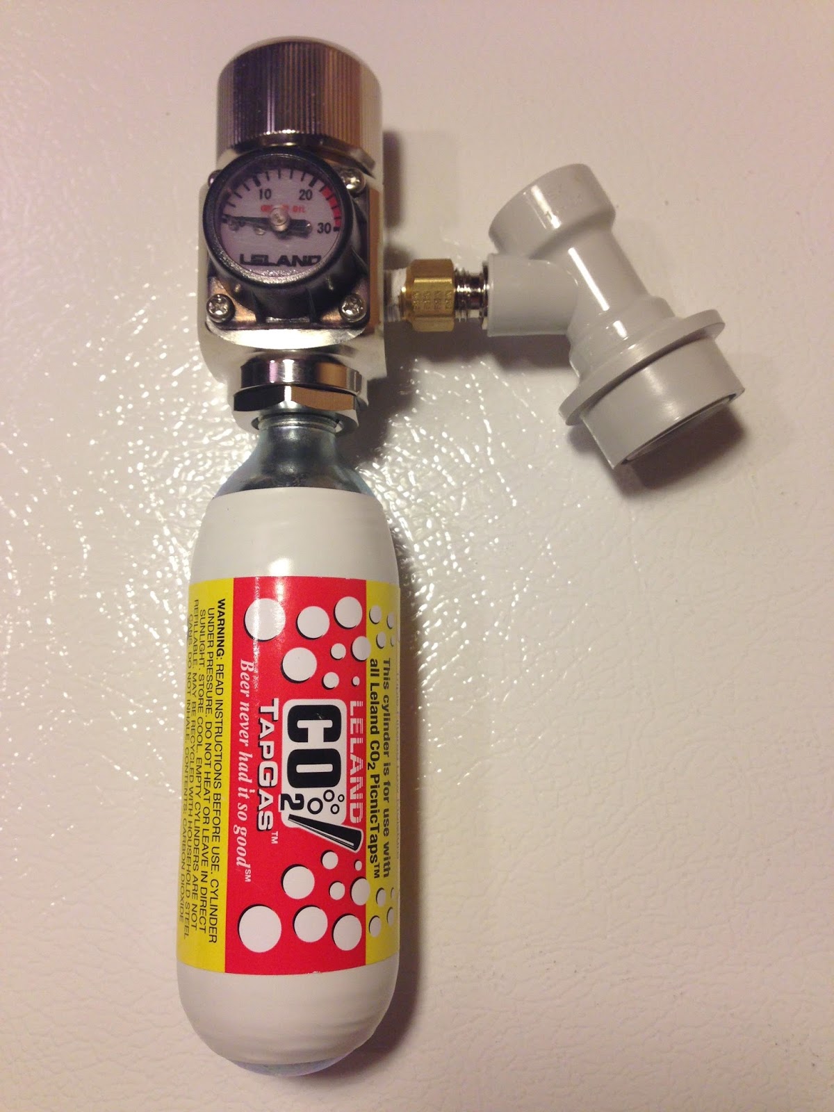 Hands On Leland Mini CO2 (and Nitrogen) Regulator Homebrew Finds