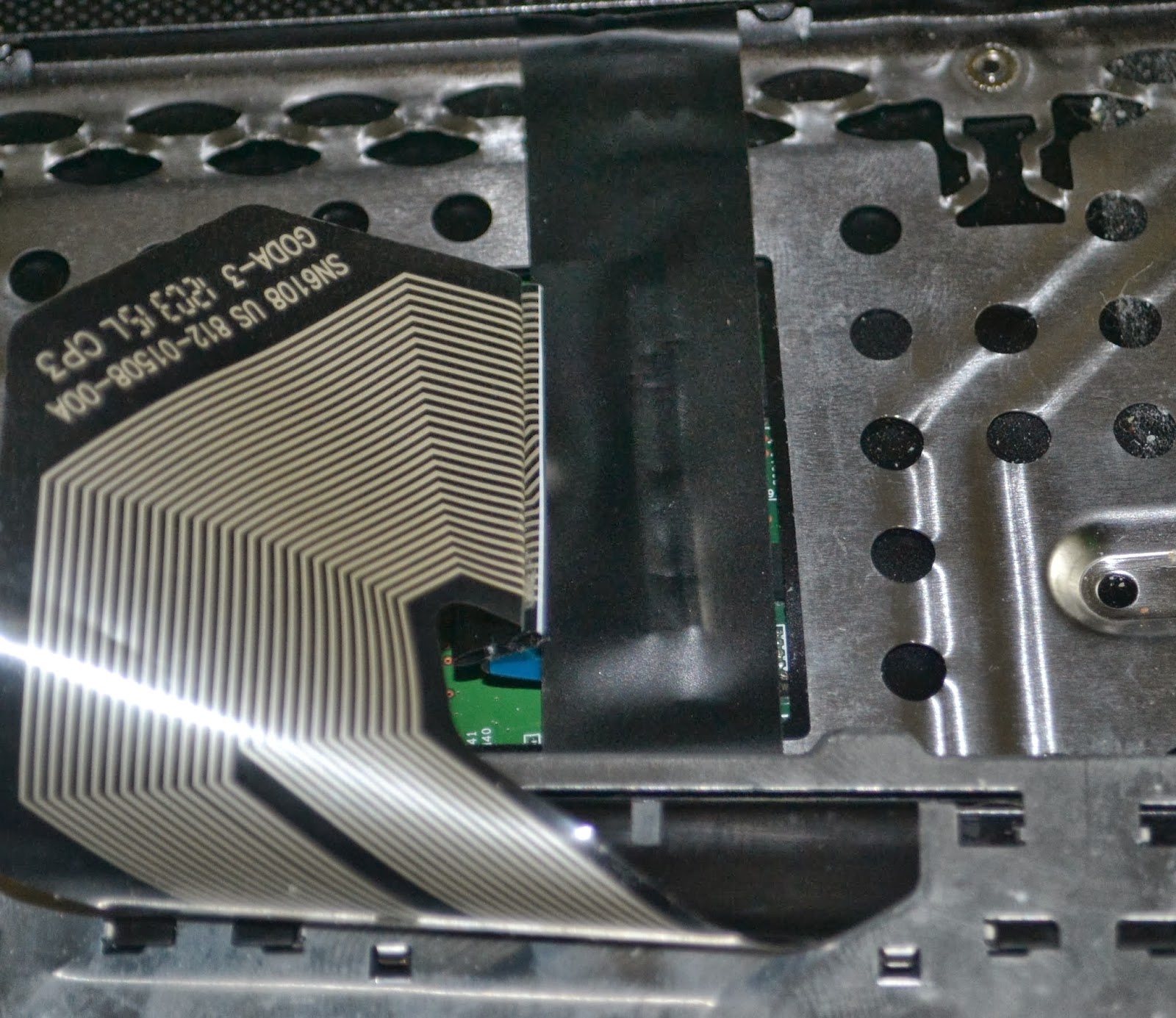 Real IT How I fixed my Compaq / HP keyboard ZIF connector