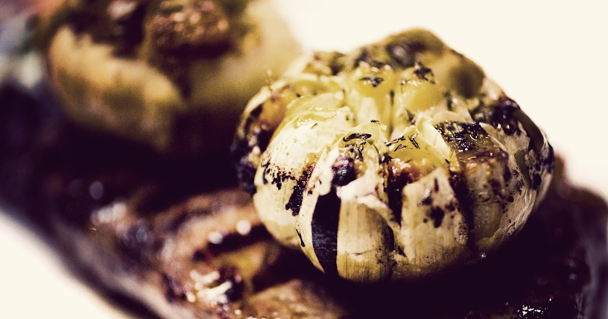 Sundae Cooking at Home Roasted Garlic Pods with a KC Strip